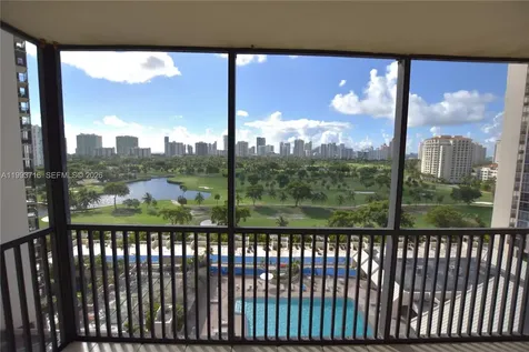 20301 W Country Club Drive Aventura FL 33180