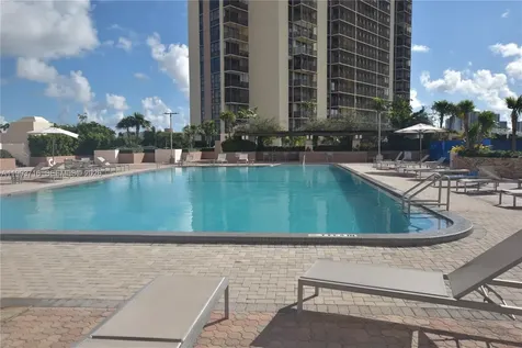 20301 W Country Club Drive Aventura FL 33180