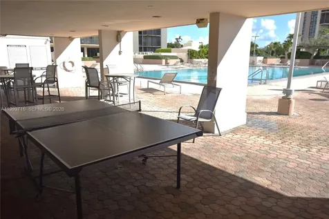 20301 W Country Club Drive Aventura FL 33180