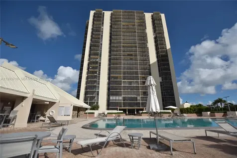 20301 W Country Club Drive Aventura FL 33180