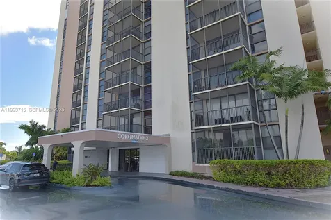 20301 W Country Club Drive Aventura FL 33180