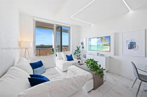 2000 Metropica Way Sunrise FL 33323