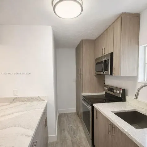 1538 NW 66 Street Miami FL 33147