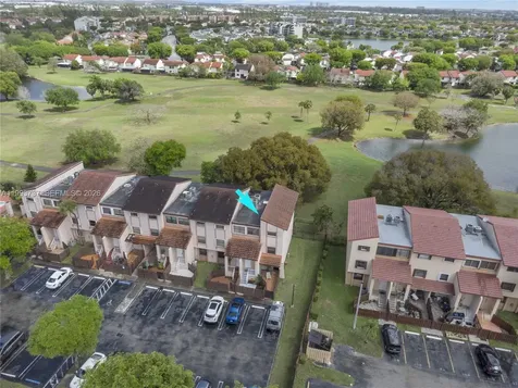 425 W Park Drive Miami FL 33172