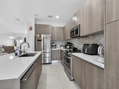 7159 NW 102nd Place Doral FL 33178