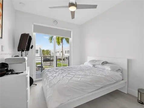 7159 NW 102nd Place Doral FL 33178