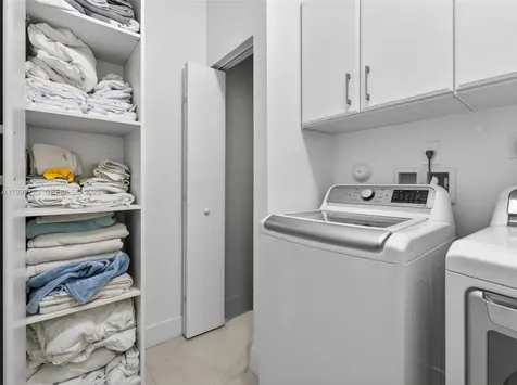 7159 NW 102nd Place Doral FL 33178