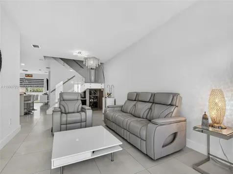 7159 NW 102nd Place Doral FL 33178