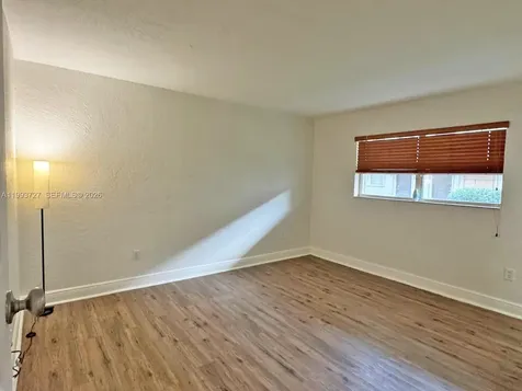 8475 SW 94th Street Miami FL 33156