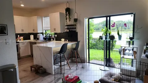 5942 Mustang Manor Davie FL 33314