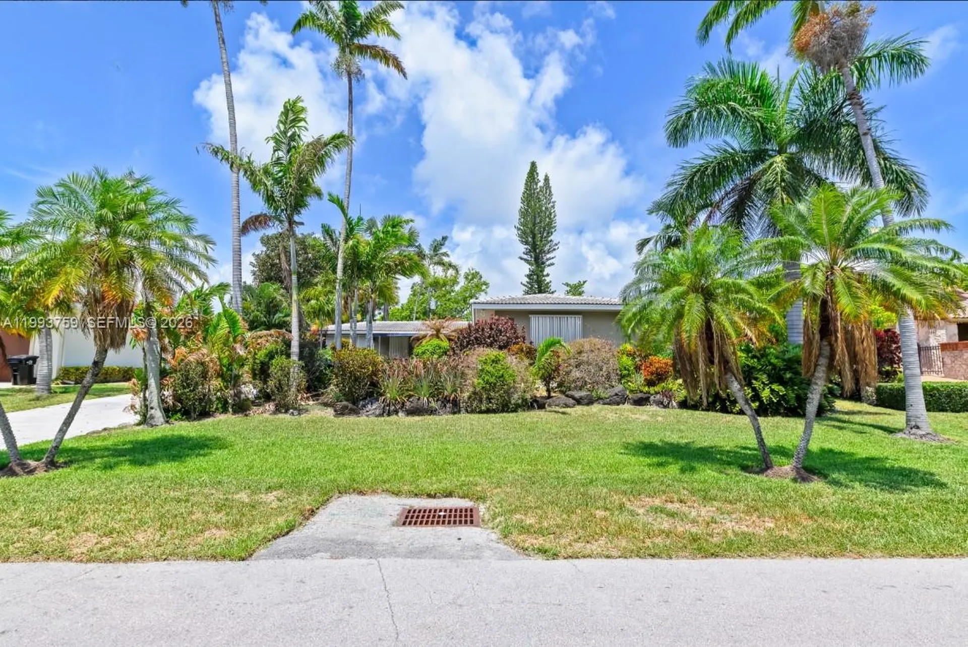 1799 SE 25th Avenue Fort Lauderdale FL 33316