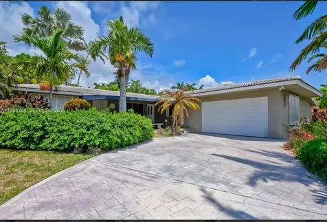 1799 SE 25th Avenue Fort Lauderdale FL 33316