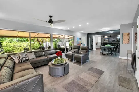 1799 SE 25th Avenue Fort Lauderdale FL 33316