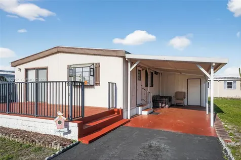 415 E Erie Drive Fort Pierce FL 34946