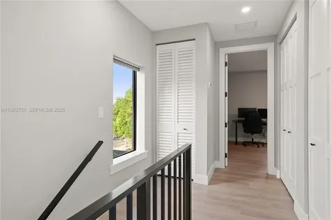 13 Coral Way Key Largo FL 33037