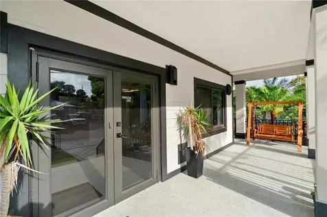 13 Coral Way Key Largo FL 33037