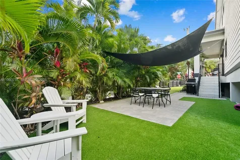 13 Coral Way Key Largo FL 33037