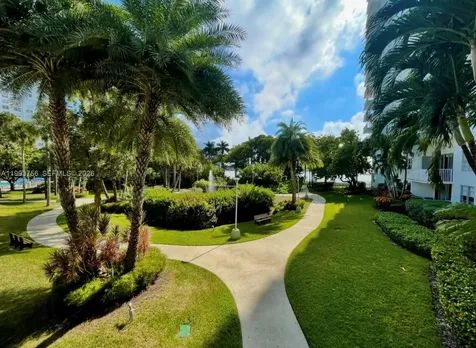 2851 NE 183rd Street Aventura FL 33160