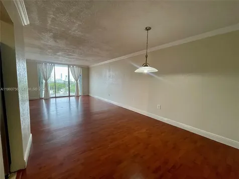 2851 NE 183rd Street Aventura FL 33160