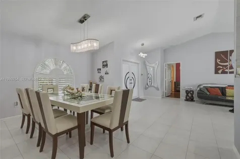 1510 SW 96th Terrace Davie FL 33324