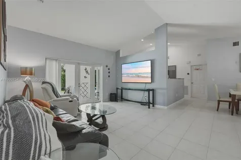 1510 SW 96th Terrace Davie FL 33324