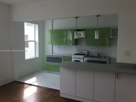 1618 Michigan Avenue Miami Beach FL 33139