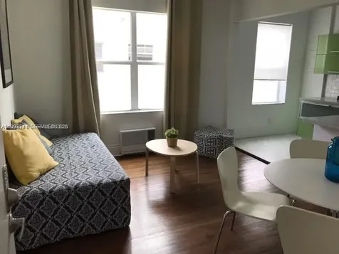 1618 Michigan Avenue Miami Beach FL 33139