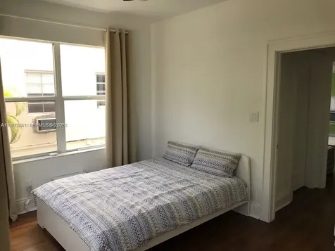 1618 Michigan Avenue Miami Beach FL 33139