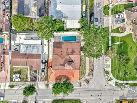 6190 W 14th Avenue Hialeah FL 33012