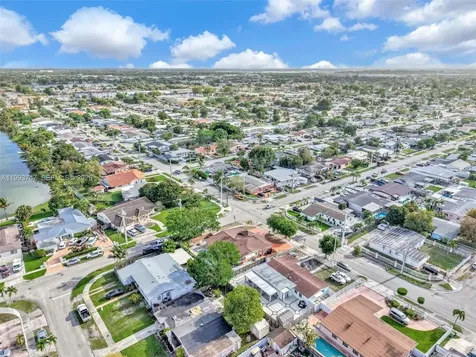 6190 W 14th Avenue Hialeah FL 33012