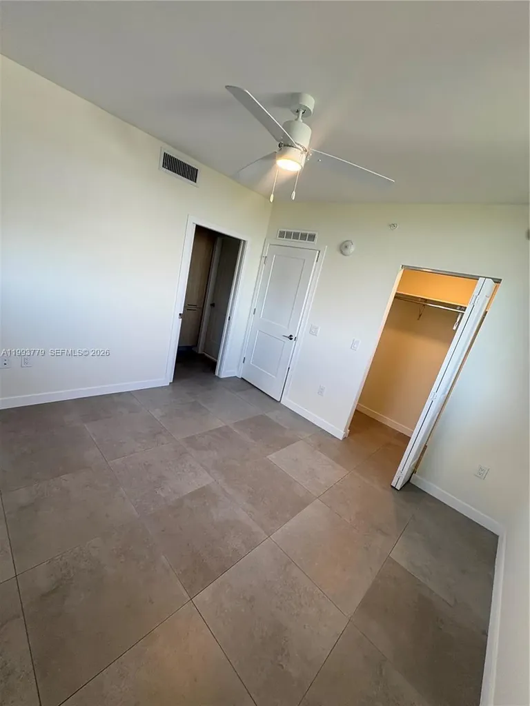16395 Biscayne Boulevard North Miami Beach FL 33160