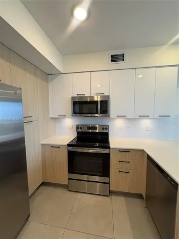 16395 Biscayne Boulevard North Miami Beach FL 33160