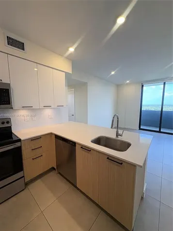 16395 Biscayne Boulevard North Miami Beach FL 33160