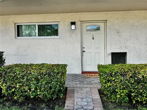 411 S Hollybrook Drive Pembroke Pines FL 33025