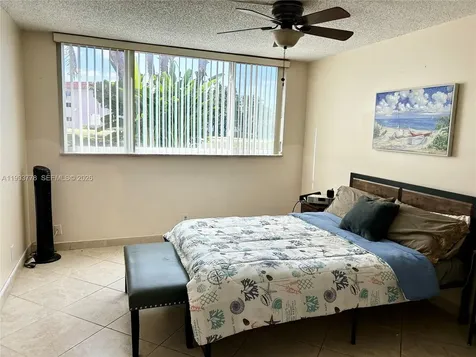 411 S Hollybrook Drive Pembroke Pines FL 33025