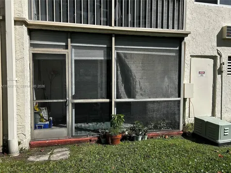 411 S Hollybrook Drive Pembroke Pines FL 33025