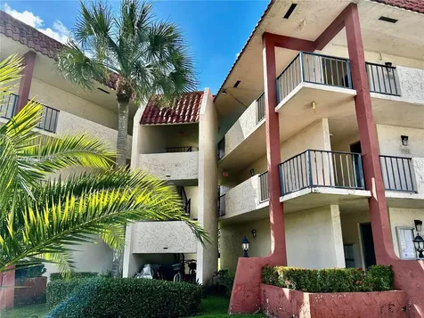 411 S Hollybrook Drive Pembroke Pines FL 33025