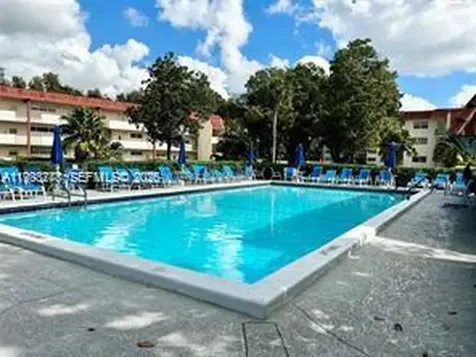 411 S Hollybrook Drive Pembroke Pines FL 33025
