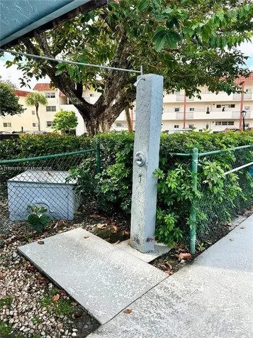 411 S Hollybrook Drive Pembroke Pines FL 33025