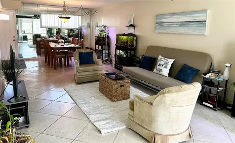 411 S Hollybrook Drive Pembroke Pines FL 33025