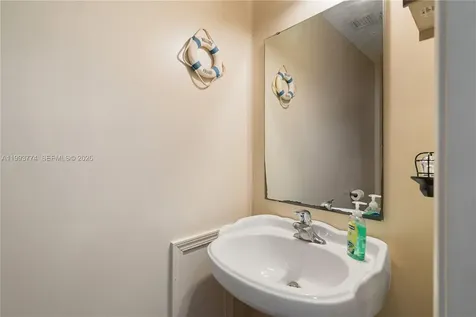192 2nd Court Key Largo FL 33037