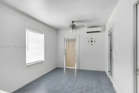 667 E 20th Street Hialeah FL 33013