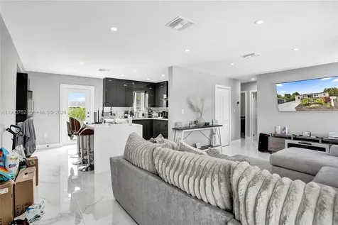 1001 NW 148th Street Miami FL 33168