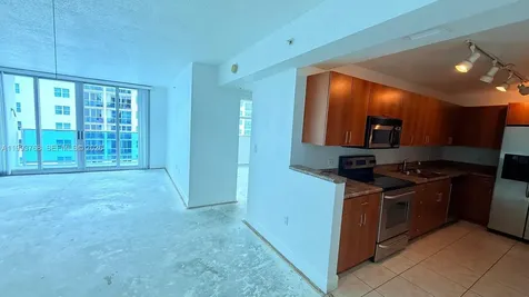 7501 E Treasure Drive North Bay Village FL 33141