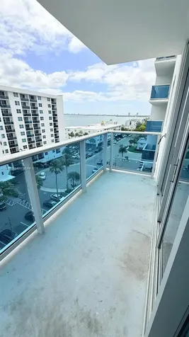 7501 E Treasure Drive North Bay Village FL 33141