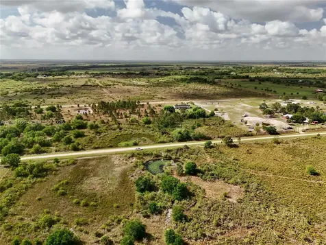 17923 NW 250th Okeechobee FL 34972
