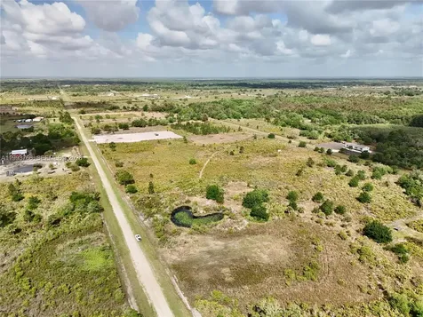 17923 NW 250th Okeechobee FL 34972