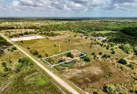17923 NW 250th Okeechobee FL 34972