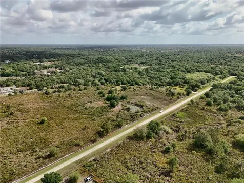 17923 NW 250th Okeechobee FL 34972