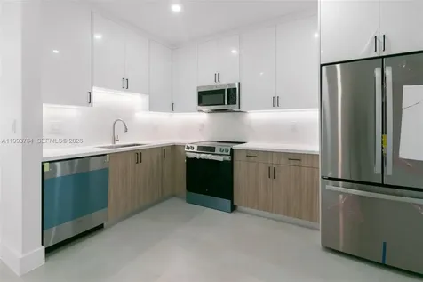 4732 SW 87 Court Miami FL 33165